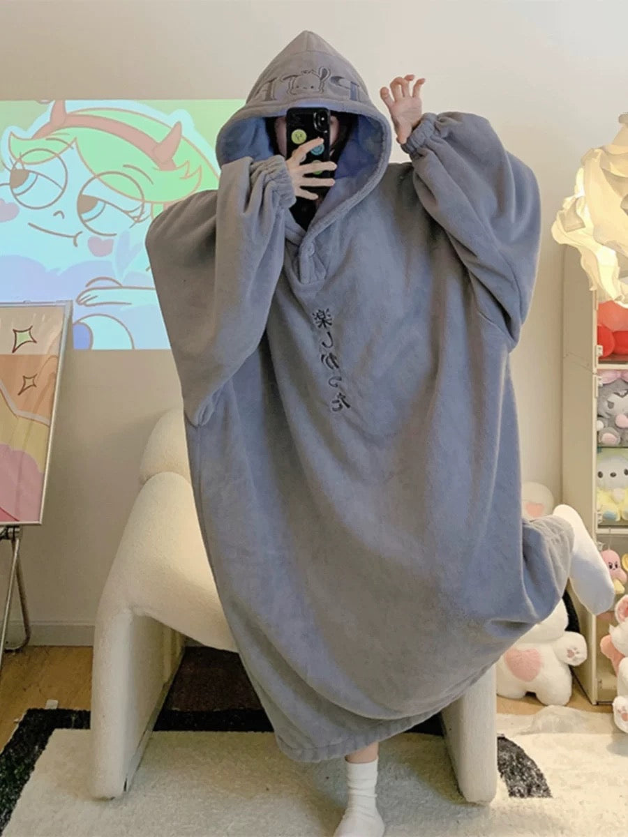 Big shirt🩶🩷