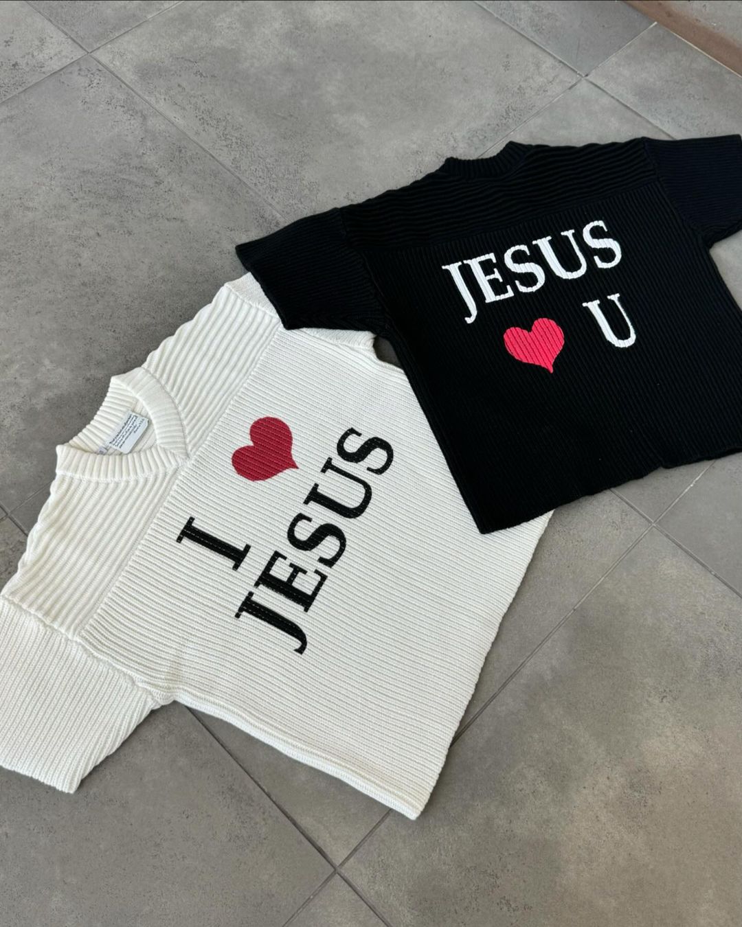 'I 💗 Jesus' print, high-quality texture, comfortable Knitted Jerseys